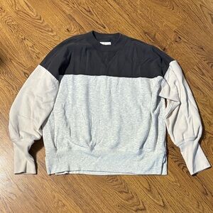 Women’s Abercrombie Colorblock Sweatshirt